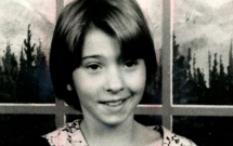 bi hang xom bat coc cuong buc suot 17 ngay trong nguc toi nhung do van chua phai la toan bo bi kich cua be gai 9 tuoi