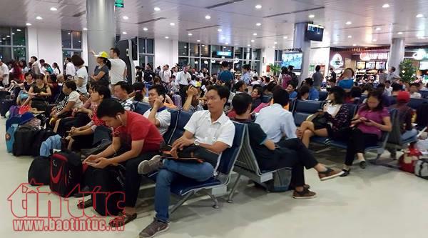 hanh khach bi hoan huy chuyen bay se duoc boi thuong