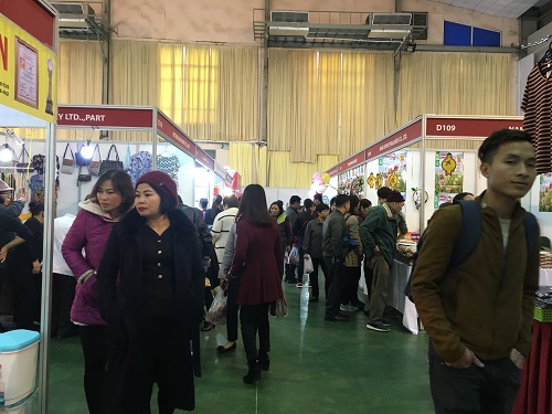 100 doanh nghiep tham gia hoi cho ban le hang thai lan 2018