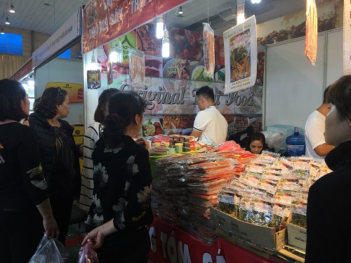 100 doanh nghiep tham gia hoi cho ban le hang thai lan 2018