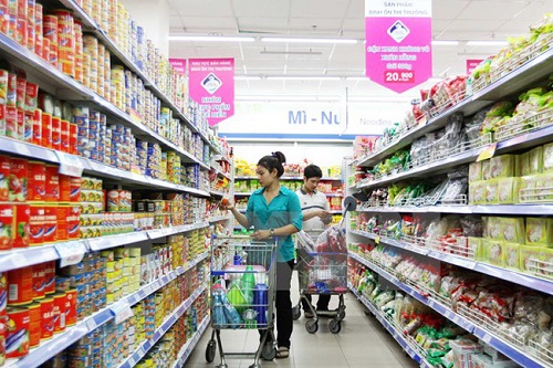 doanh thu ban le hang hoa dat gan 3000 ty dong
