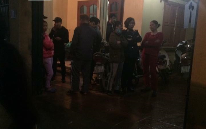 nguoi than dau don ngat lim khi den nhan thi the nam thanh nien treo co tu tu trong phong tro ban gai o ha noi