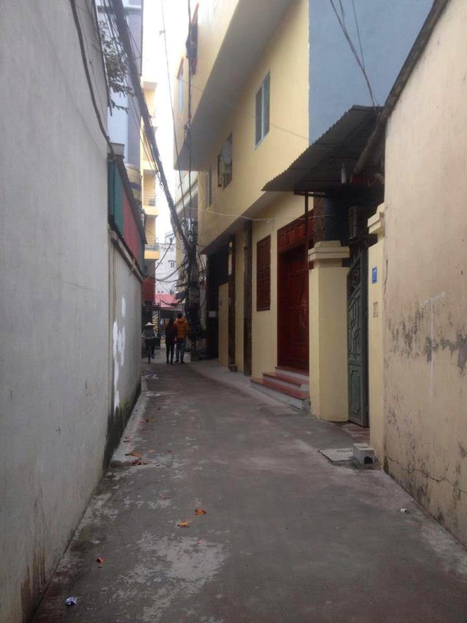 nguoi than dau don ngat lim khi den nhan thi the nam thanh nien treo co tu tu trong phong tro ban gai o ha noi