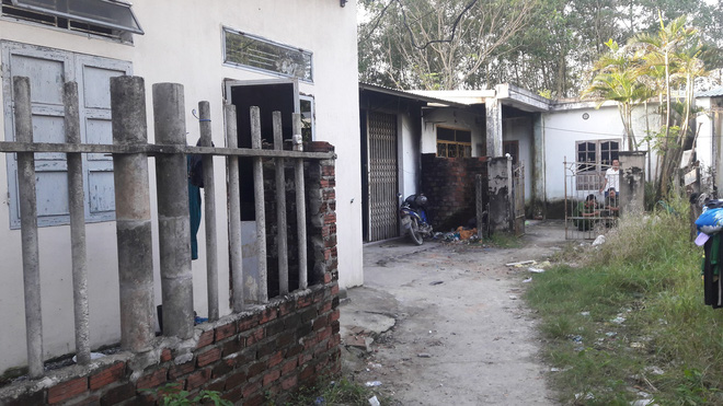 hoang hon phat hien nam thanh nien chet trong tu the treo co boc mui trong nha tro