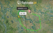 jetstar lai lon ghe may bay van rach buom