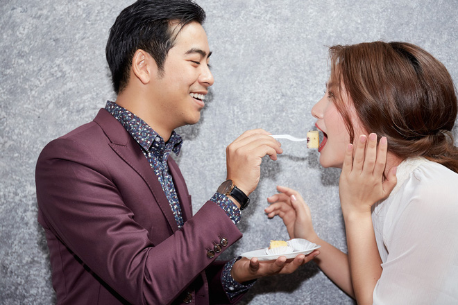 vo chong ngoc lan gay chu y voi hinh anh nhi nho truoc dam dong