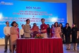 gan 800 hoc sinh quang binh nhan hoc bong vuot kho cua zhishan