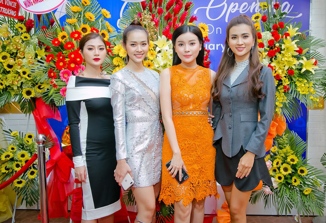 chong cu am tham gui hoa den chuc mung diep bao ngoc