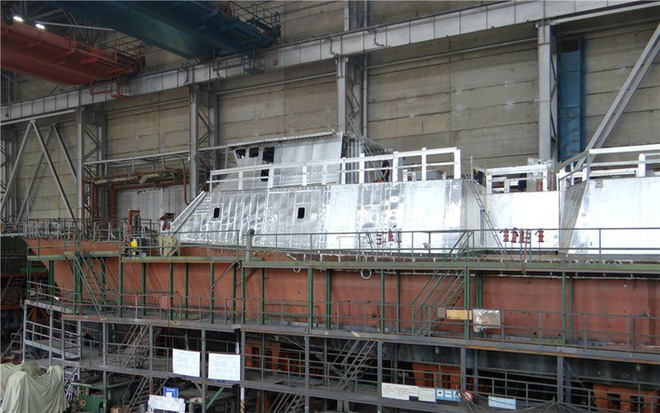 day la cau hinh 4 tau ten lua molniya tiep theo cua hqvn bay soi bien tang hinh