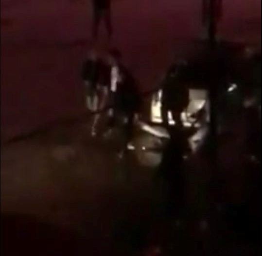 bac ninh hang chuc thanh nien cam hung khi hon chien kinh hoang trong dem