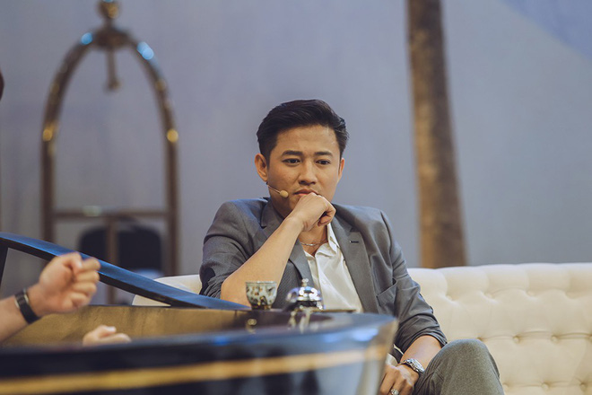 quy binh buon ba ke chuyen bi dan chi ran de dong nghiep choi xau khi di hat