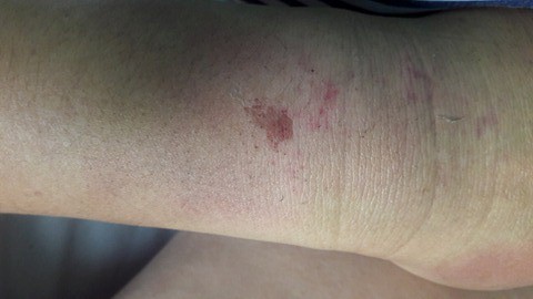 hai phong 5 thanh nien truy sat mot nguoi dan ong ngay giua ban ngay