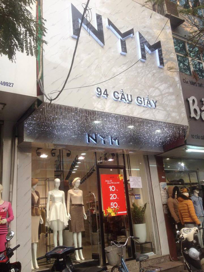 nu nhan vien shop quan ao o ha noi ke lai giay phut bi ga dan ong mac ao grabbike xit dung dich la de cuop tai san