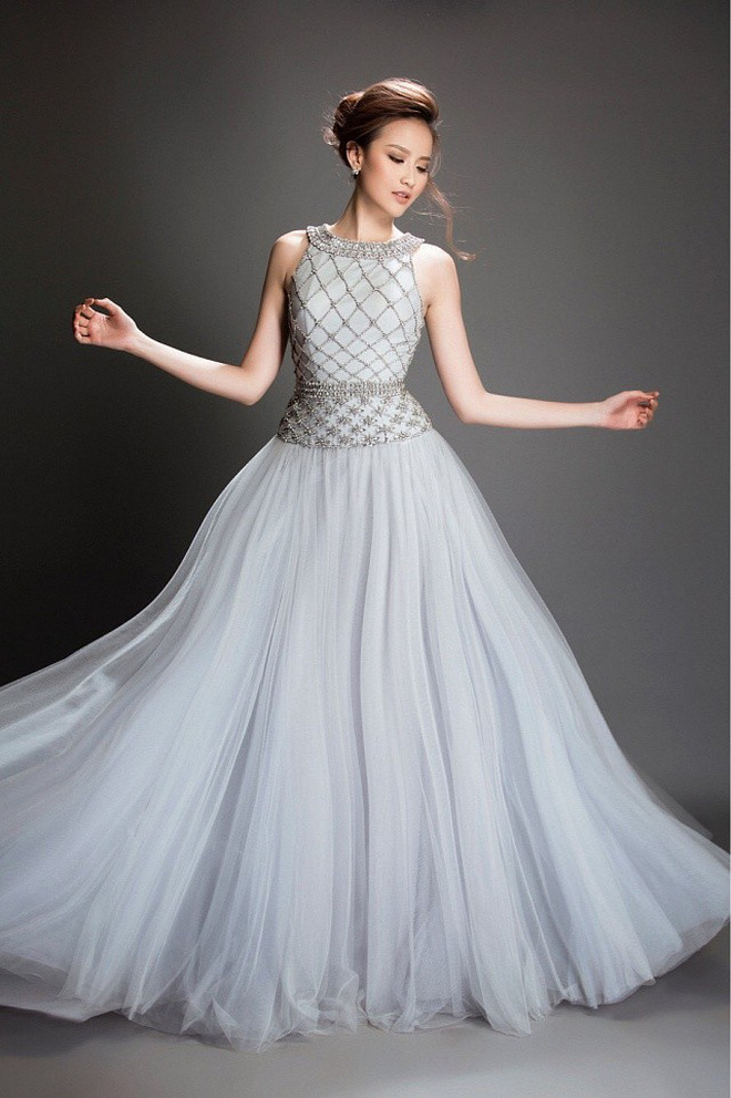 ke tu khi dang quang tu hoa hau hhen nie cho den 2 a hau hoan vu cu mai miet dung lai do cu