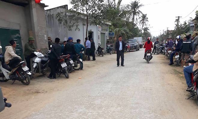 nguoi tho son bi nhom thanh nien lao vao truy sat trong dem