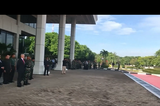 tham gia dien tap tuong mattis an tuong manh voi man uong mau ran cua quan doi indonesia