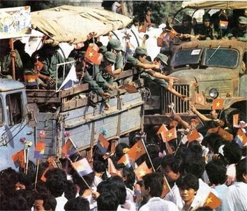 40 nam quan tinh nguyen viet nam giup campuchia danh thang pol pot an tinh con mai