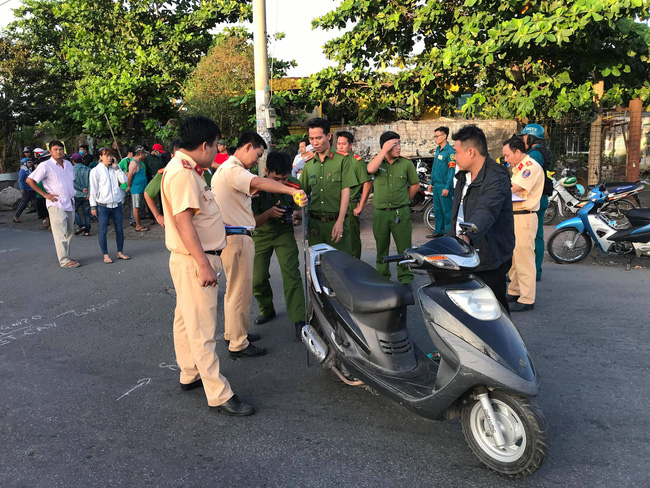 tphcm thai phu di xe may len benh vien kham thai thi bi xe tai can tu vong
