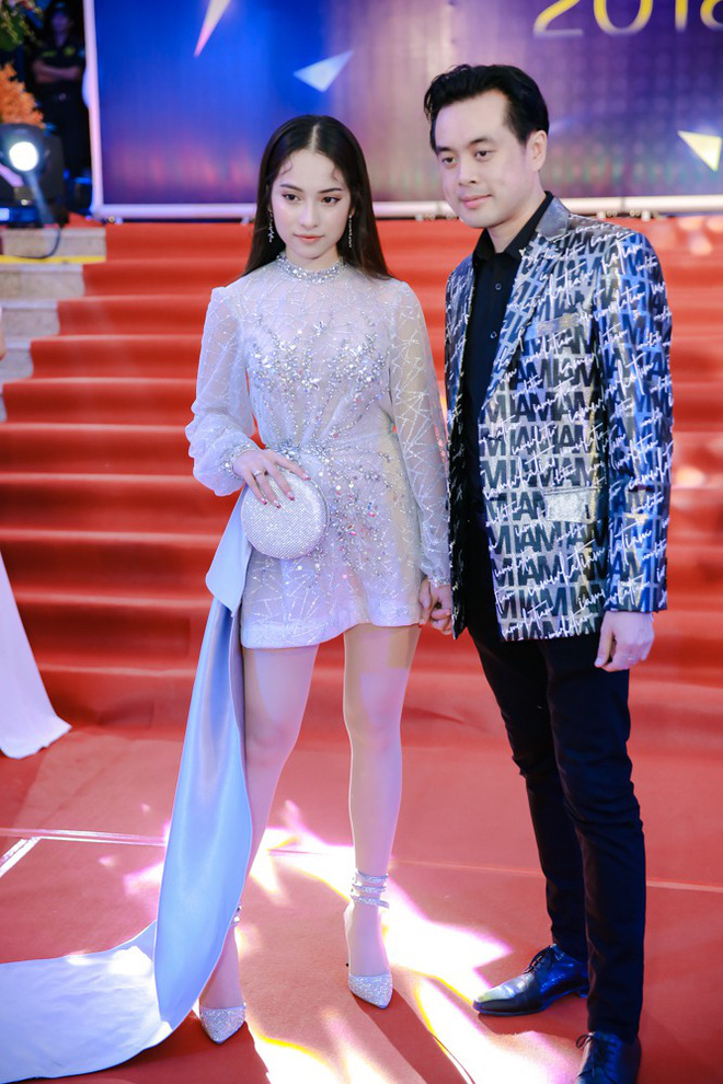 do my linh goi cam tu tin do lung tran quyen ru voi hhen nie