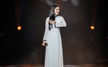 cuoc tinh cua dinh hien anh va thu truong vua bi ky luat canh cao
