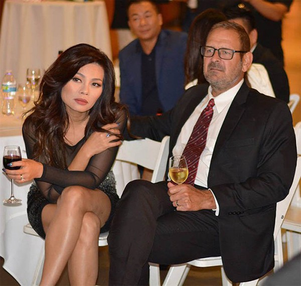 danh tinh chong tay hon 12 tuoi yeu 1 nam la cuoi cua ca si ngoc anh 3a