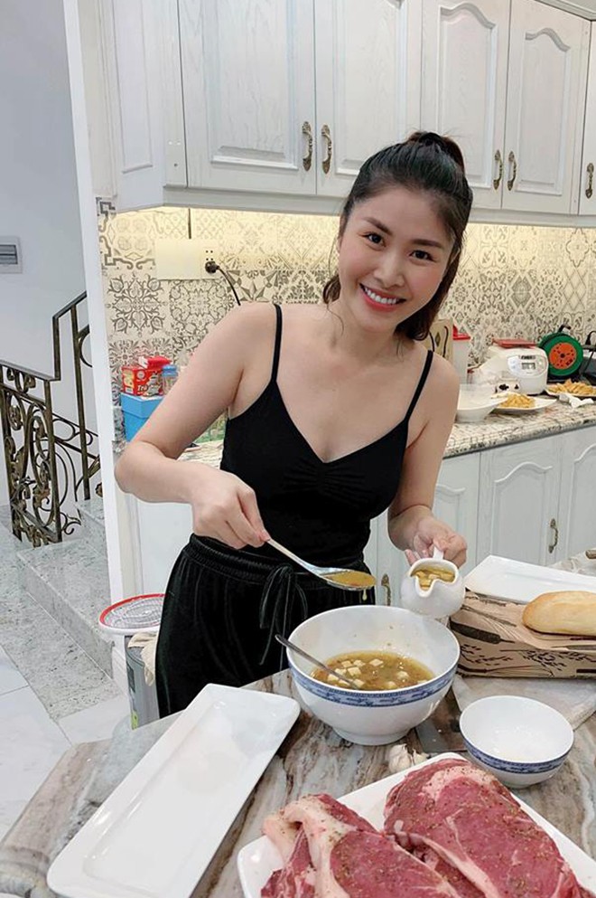 cuoc song cua thuy anh sau khi bo nghe nguoi mau lam vo dang khoi