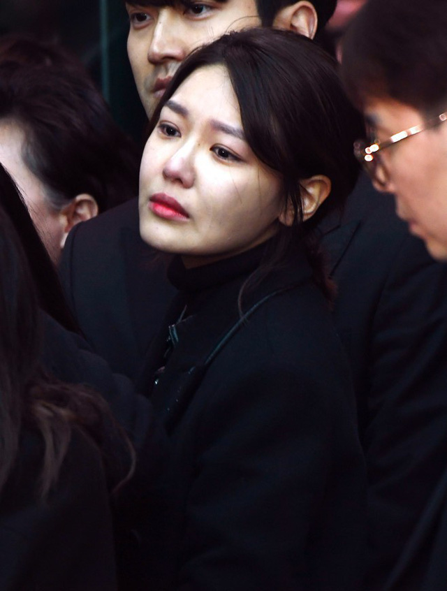 bi mat dang sau hien tuong thanh nien han quoc san sang tu tu vi diem thap thua kem ban be ve cong viec nha cua