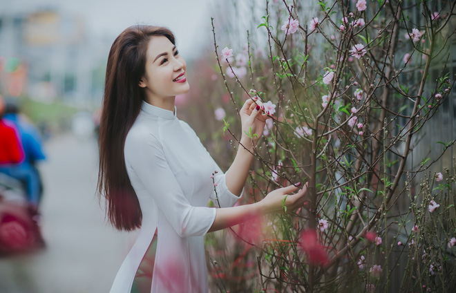 dien vien thu trang canh quay bi cuong buc khien toi e am met moi ca tuan