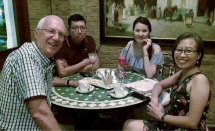 vi giao su nguoi anh va cau chuyen doan tu cua hai cha con sau 14 nam