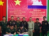 bo doi bien phong an giang tang 100 suat qua cho nguoi dan ngheo o vung bien gioi