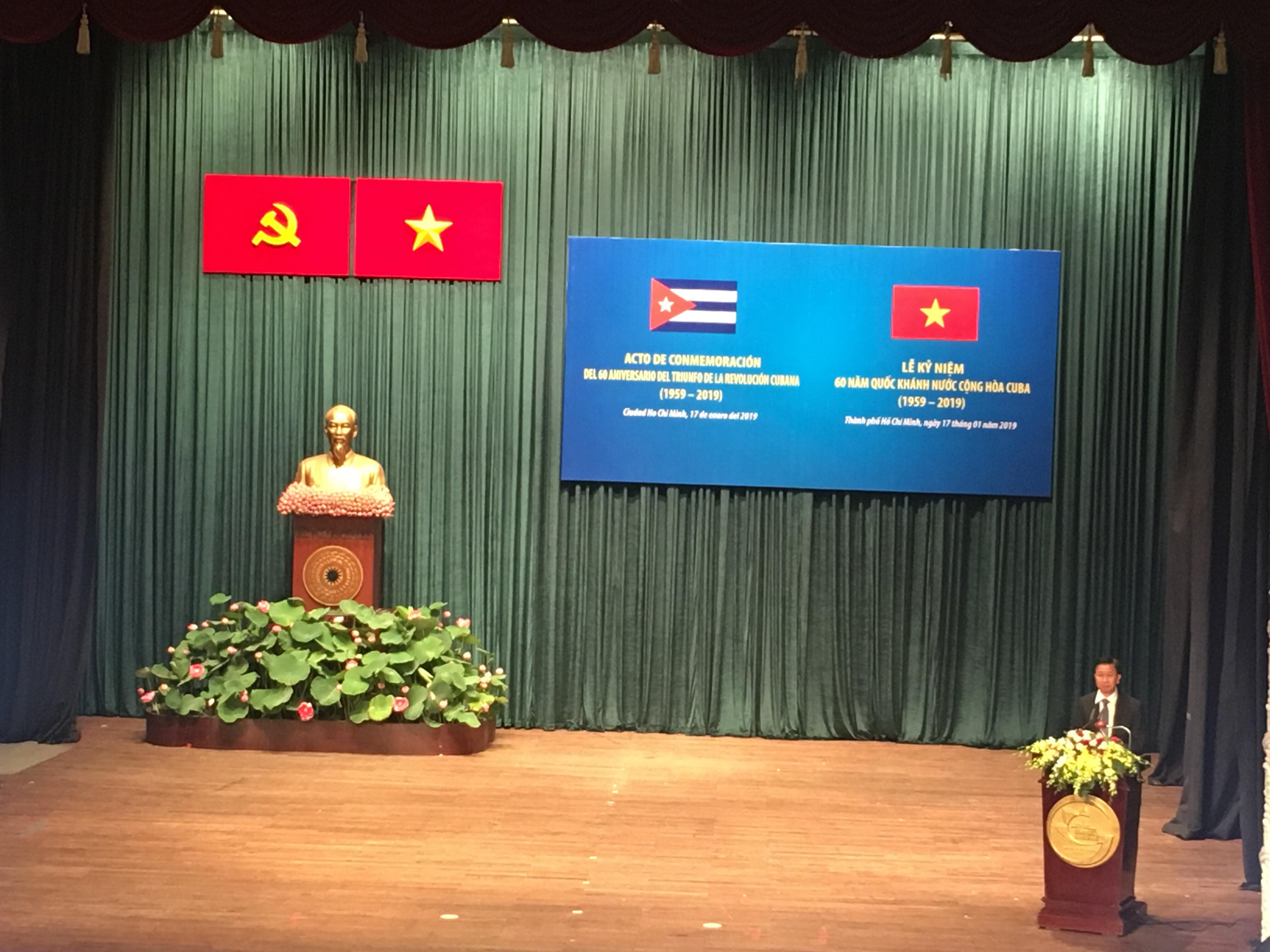 60 nam quoc khanh nuoc cong hoa cuba moi quan he thuy chung son sac voi viet nam