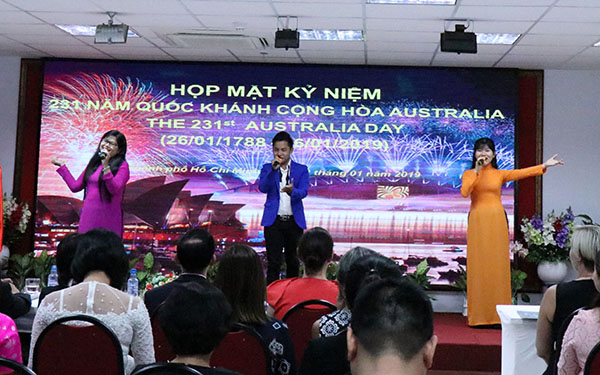 ky niem 231 nam quoc khanh australia