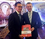 hop tac giua cac dia phuong la net dac thu trong quan he viet phap