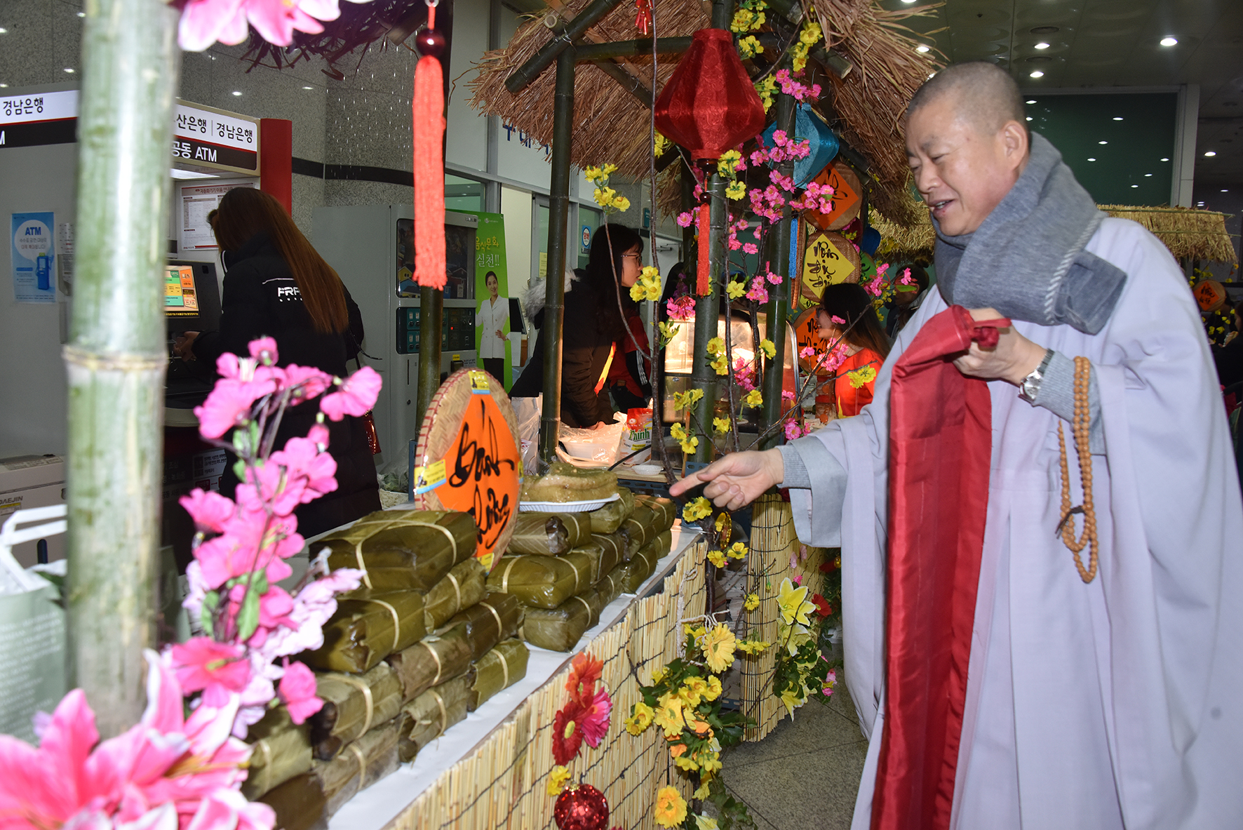 xuan tren dat khach 2019 ca u no i hu u nghi hai nuo c vie t ha n