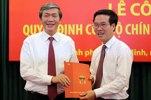 ong dinh la thang lam bi thu thanh uy tphcm ong vo van thuong lam truong ban tuyen giao tu