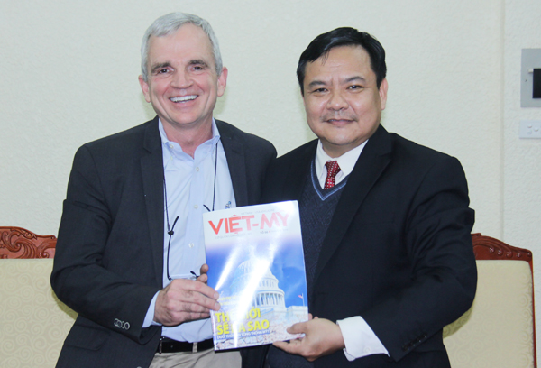 tien si my di tim su that chien tranh viet nam