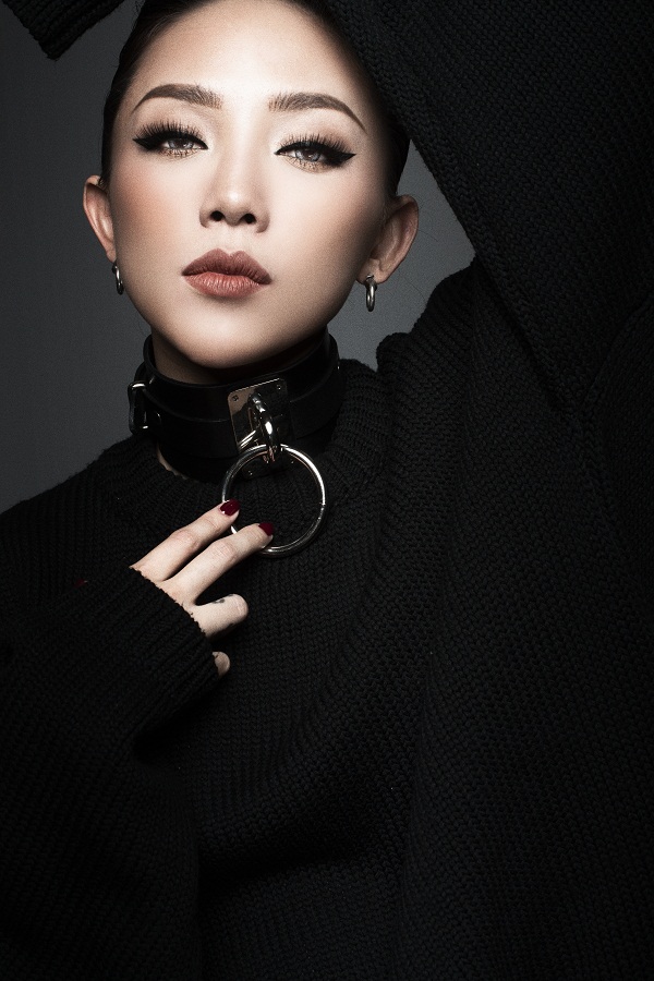 toc tien huy nhieu show dien de tap trung lam hlv the voice