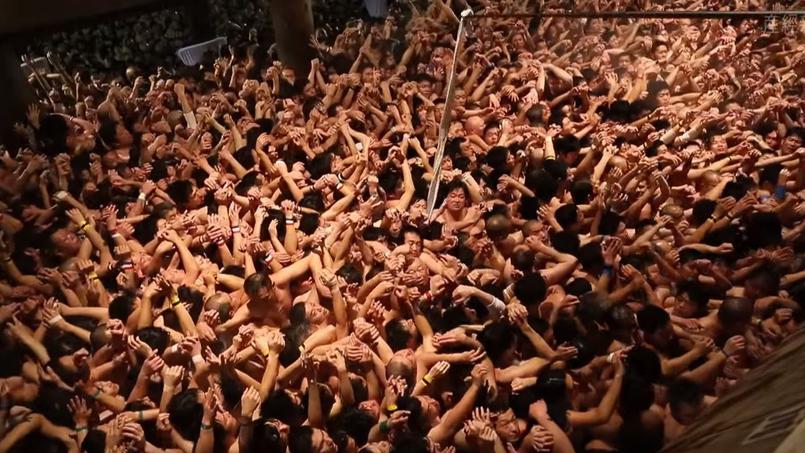 gan 10000 nguoi dan ong dong kho tham du le hoi hadaka matsuri