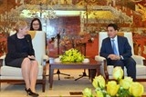 viet nam ireland tang cuong phoi hop ho tro nhau trong cong tac bao ho cong dan hau covid 19