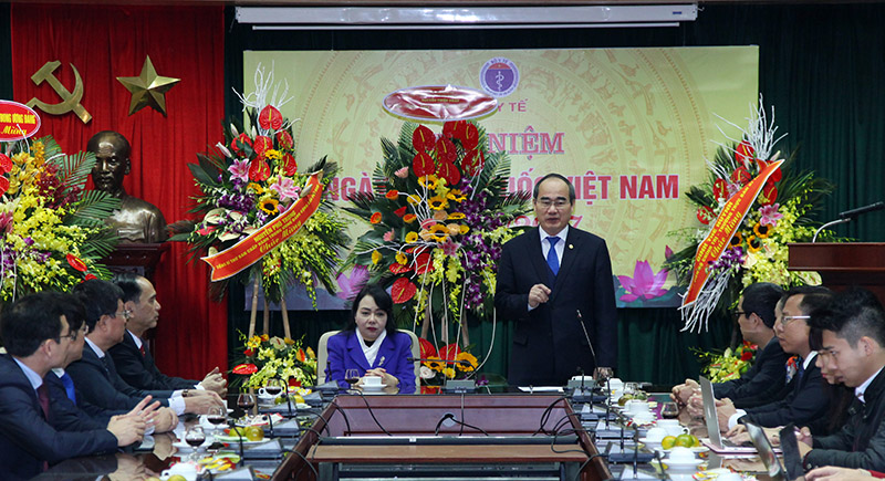 nhan dan luon tran trong va tu hao ve cac thay thuoc