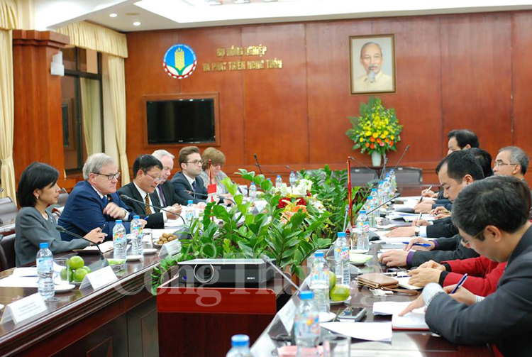 canada ho tro viet nam 15 trieu do la cad de dam bao an toan thuc pham