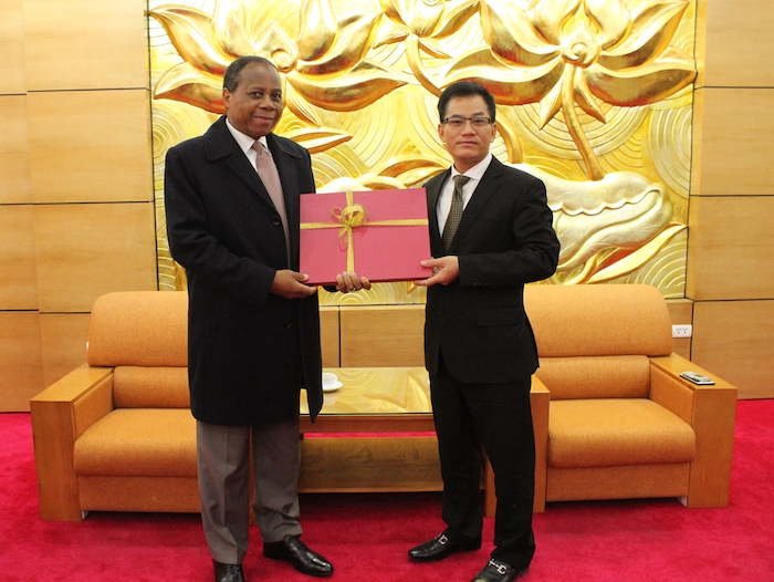 lanh dao lien hiep tiep dai su mozambique chao ket thuc nhiem ky