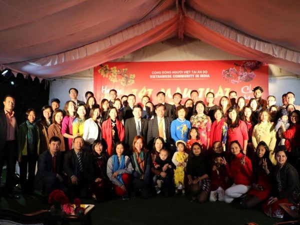 cong dong nguoi viet tai an do ron rang don xuan mau tuat 2018