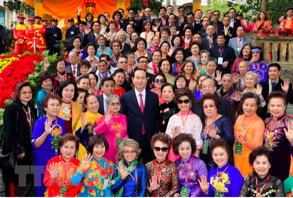 ket noi doanh nhan tri thuc kieu bao tham gia phat trien dat nuoc