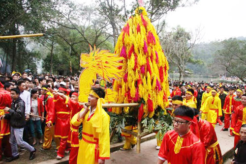 thang gieng tray hoi xuan