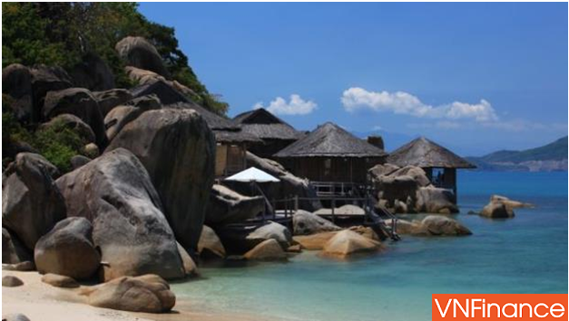 bat dong san nha trang van dang cho mot cong trinh bieu tuong