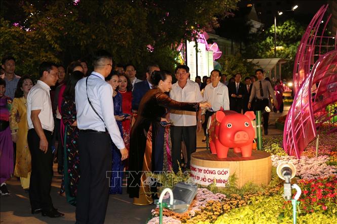 doc dao duong hoa nguyen hue dip tet ky hoi 2019