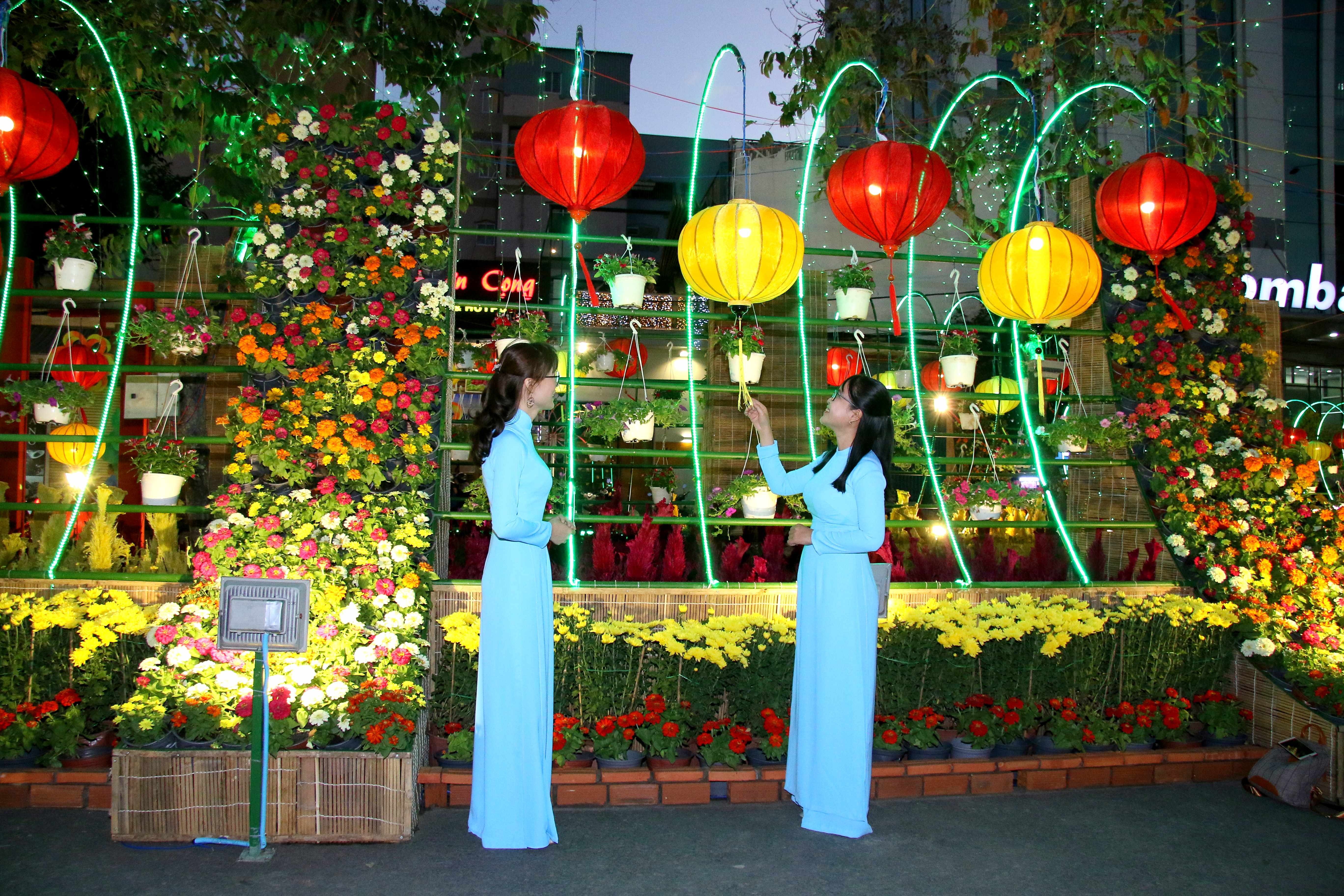ngam duong hoa nghe thuat dep lung linh tren dat tay do