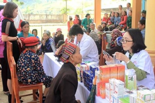 quang binh xuan bien phong am long dan bien gioi