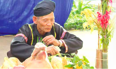 tet hoa cua dan toc cong